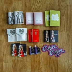 Lot of 18 perfume samples